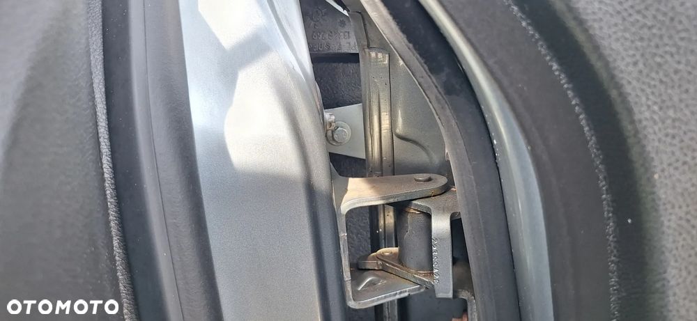 Opel Meriva B Drzwi Przód Przednie Prawe Kod Lakieru Z179 - 21
