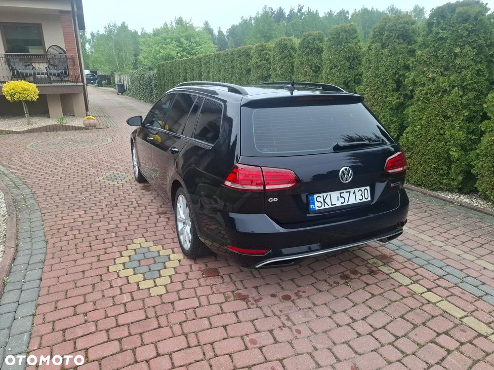 Volkswagen Golf - 5