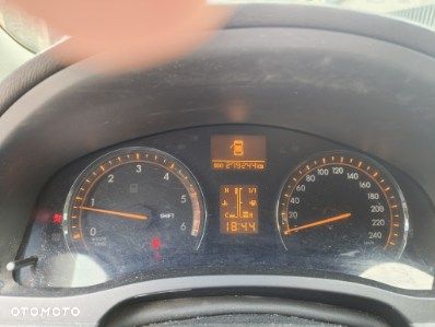 Toyota Avensis 2.0 D-4D - 2