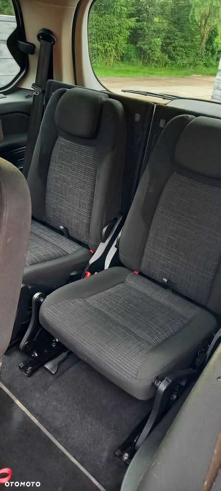 Ford Galaxy 2.0 TDCi Titanium MPS6 - 17