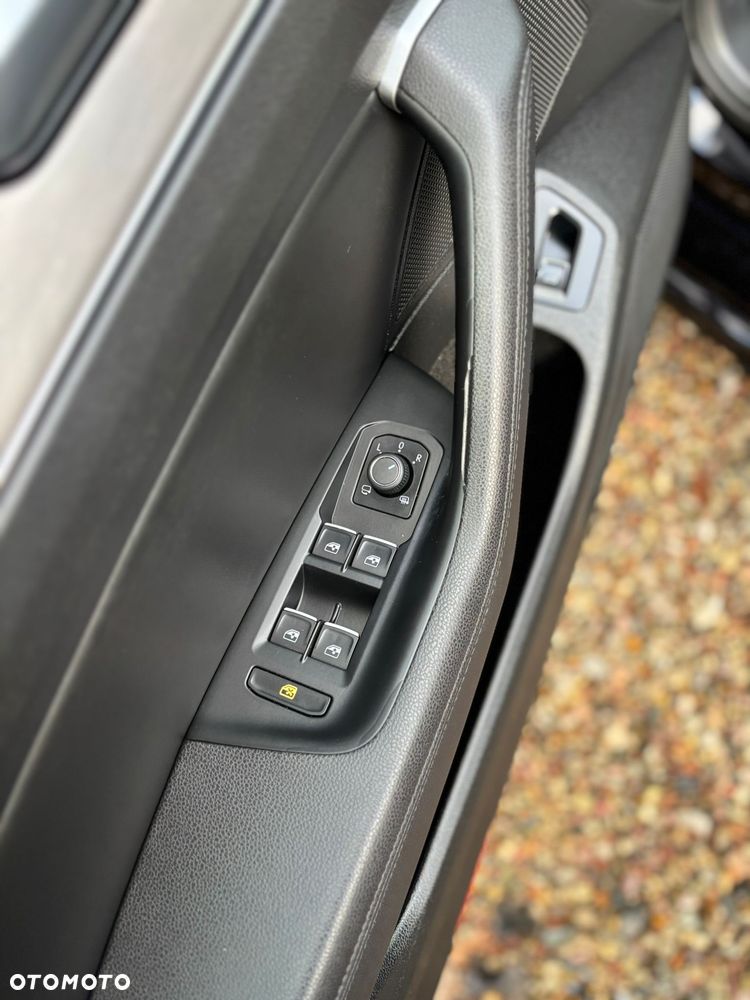 Volkswagen Passat 2.0 TDI BMT Highline DSG7 - 33