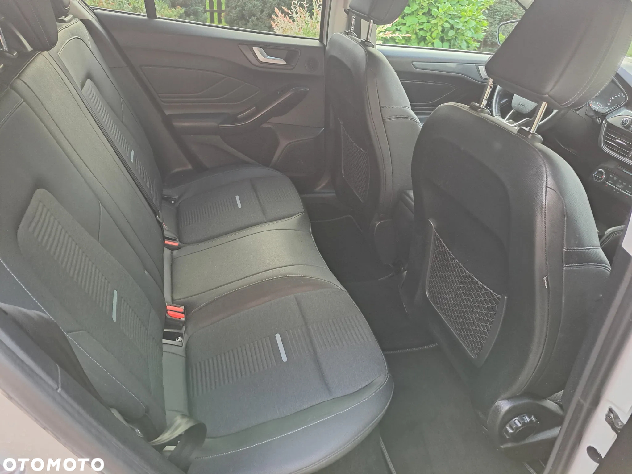Ford Focus - 12