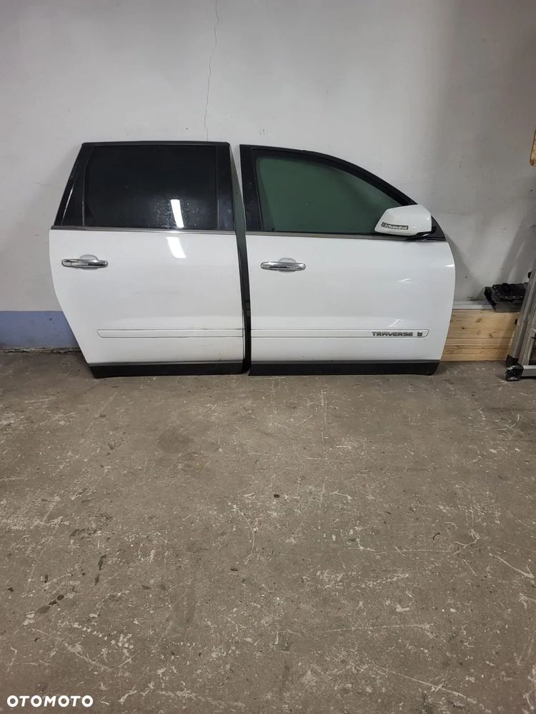Chevrolet traverse drzwi kompletne - 5