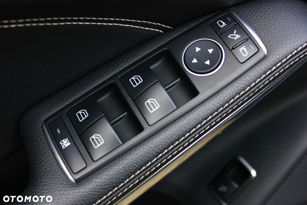 Mercedes-Benz GLA 200 (CDI) d 7G-DCT AMG Line - 26