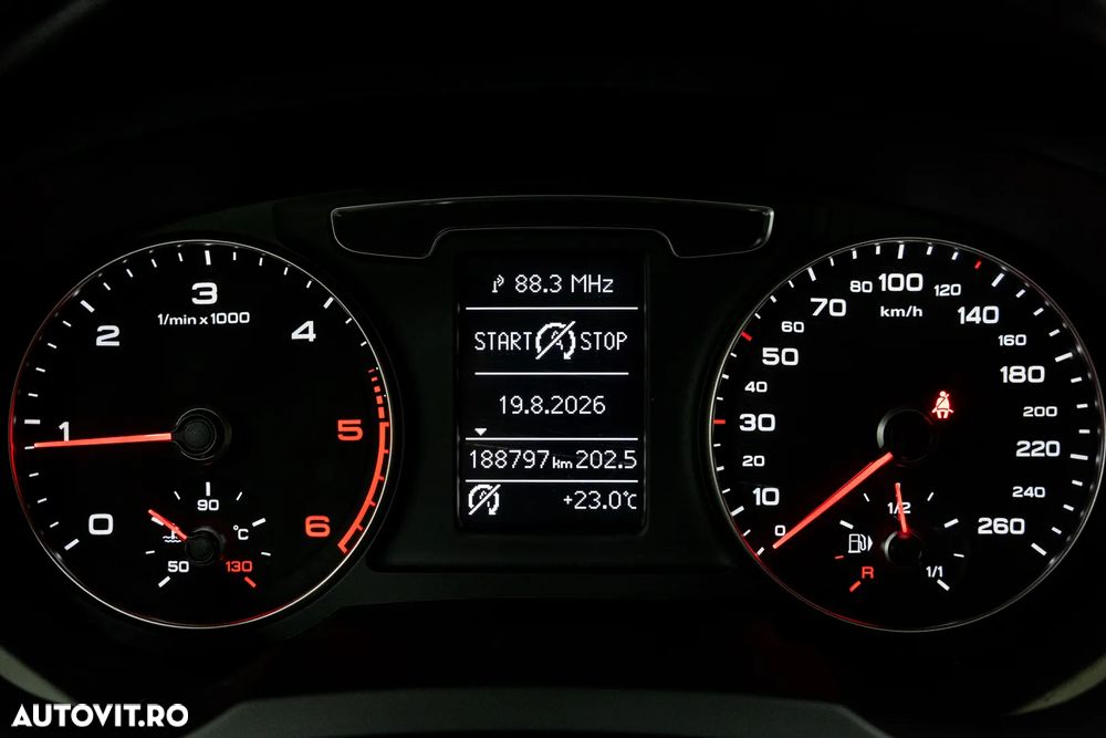 Audi Q3 2.0 TDI Quattro S tronic sport - 38