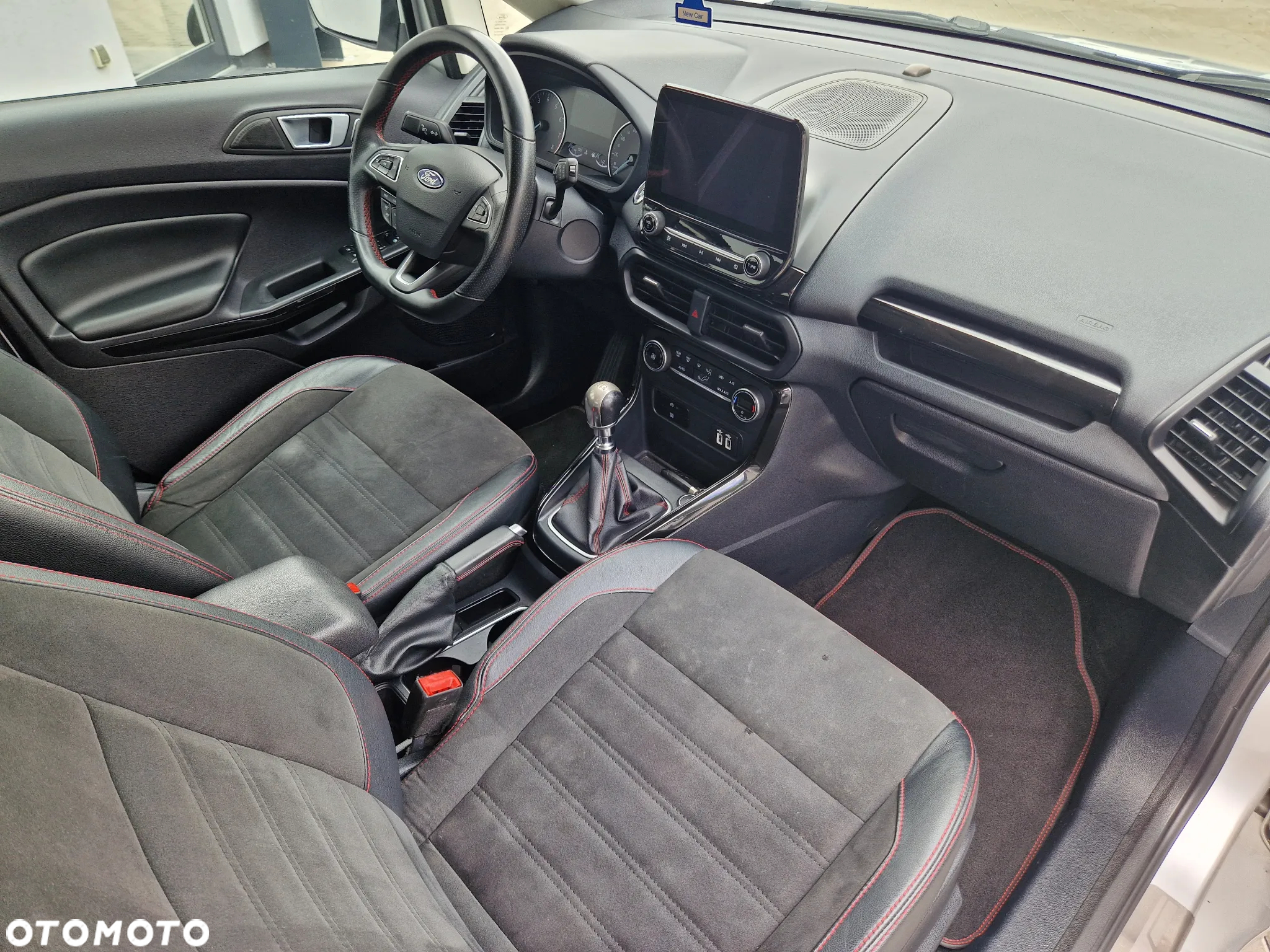 Ford EcoSport 1.0 EcoBoost ST-LINE - 12