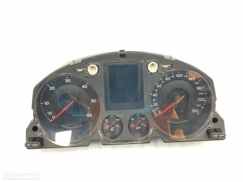 QUADRANTE VOLKSWAGEN PASSAT BERLINA 3C2 - 1