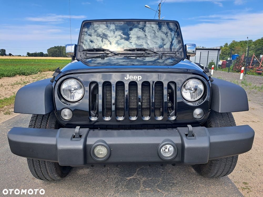 Jeep Wrangler - 2