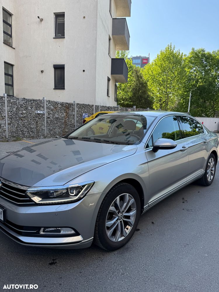 Volkswagen Passat 2.0 TDI DSG Comfortline - 2