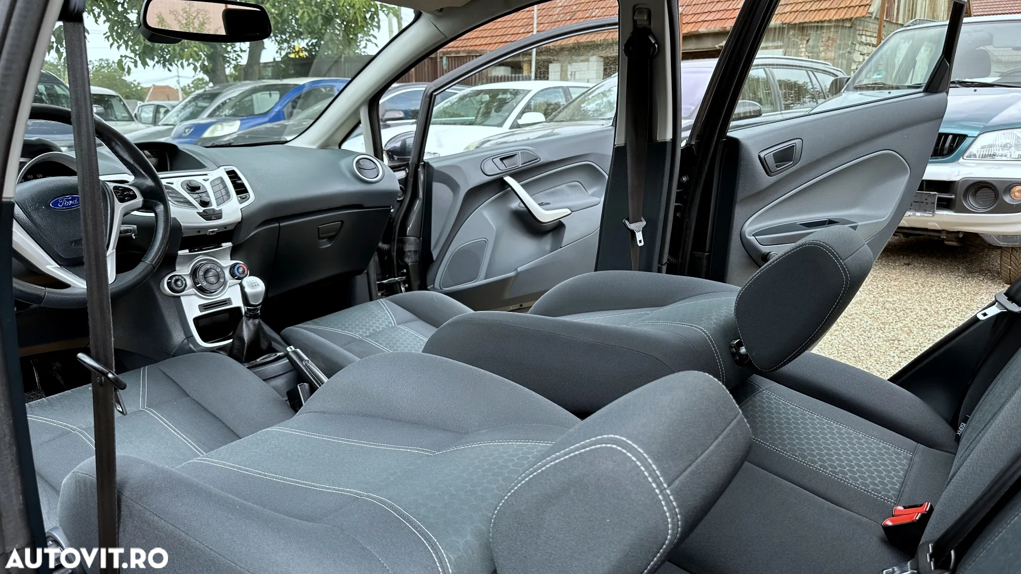 Ford Fiesta 1.6 TDCI Titanium - 5