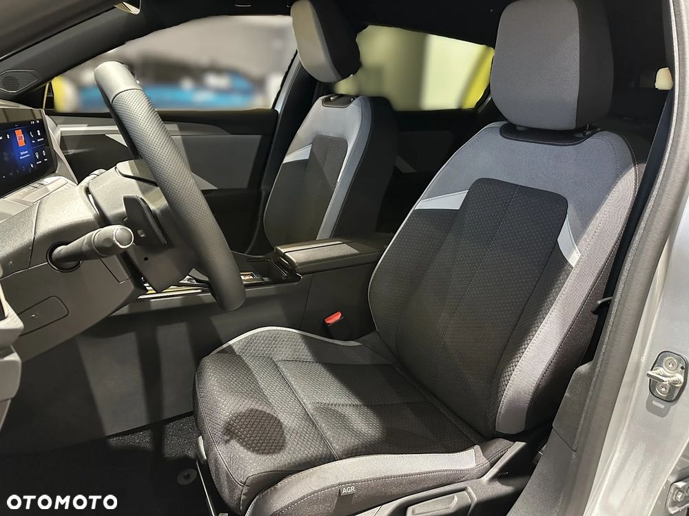 Opel Astra 1.2 T Edition S&S - 27