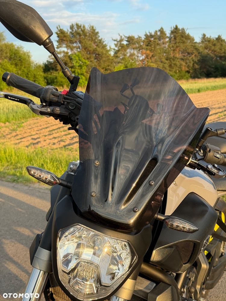 Yamaha MT - 9