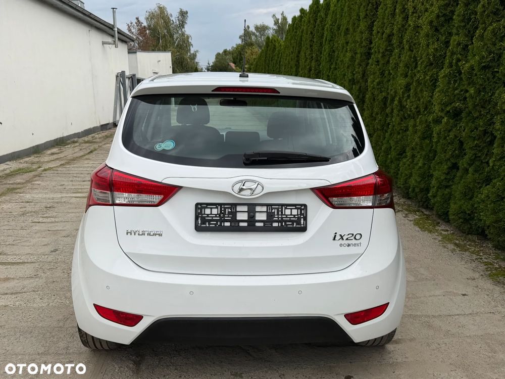 Hyundai ix20 1.4 blue Space+ - 11