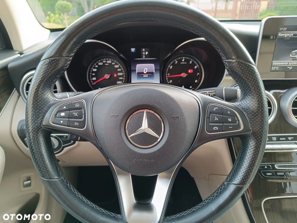Mercedes-Benz GLC - 17