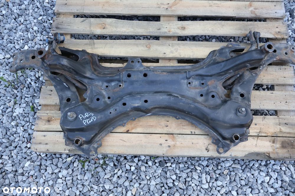 TOYOTA AURIS I COROLLA E15 06-12 BELKA ZAWIESZENIA PRZÓD PRZEDNIA SANKI TRAWERS - 1