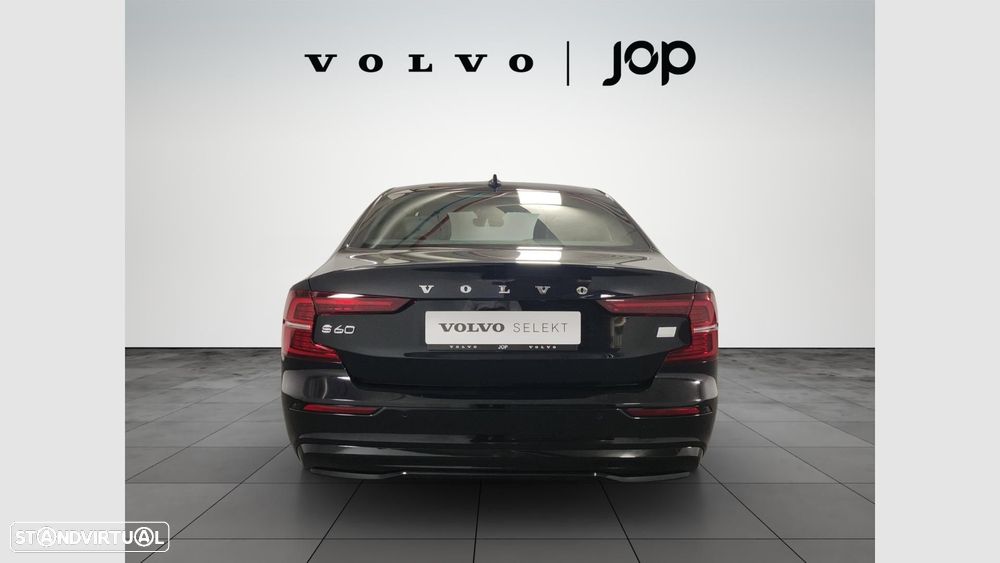 Volvo S60 2.0 T8 PHEV Plus Dark AWD - 4