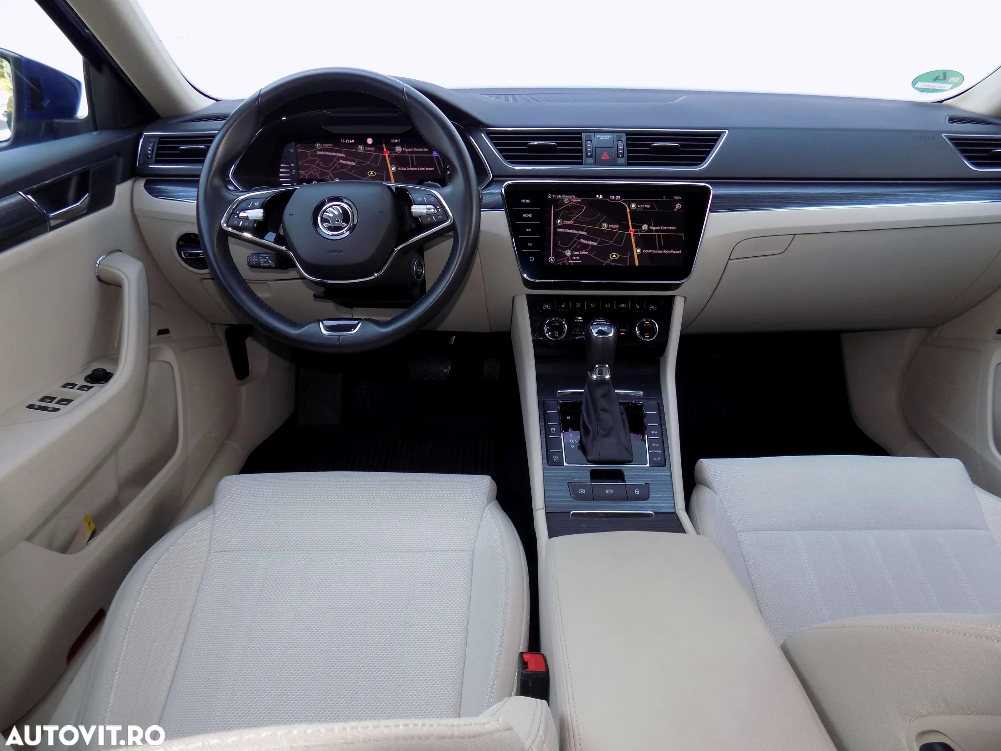 Skoda Superb 2.0 TDI 4X4 DSG Style - 11