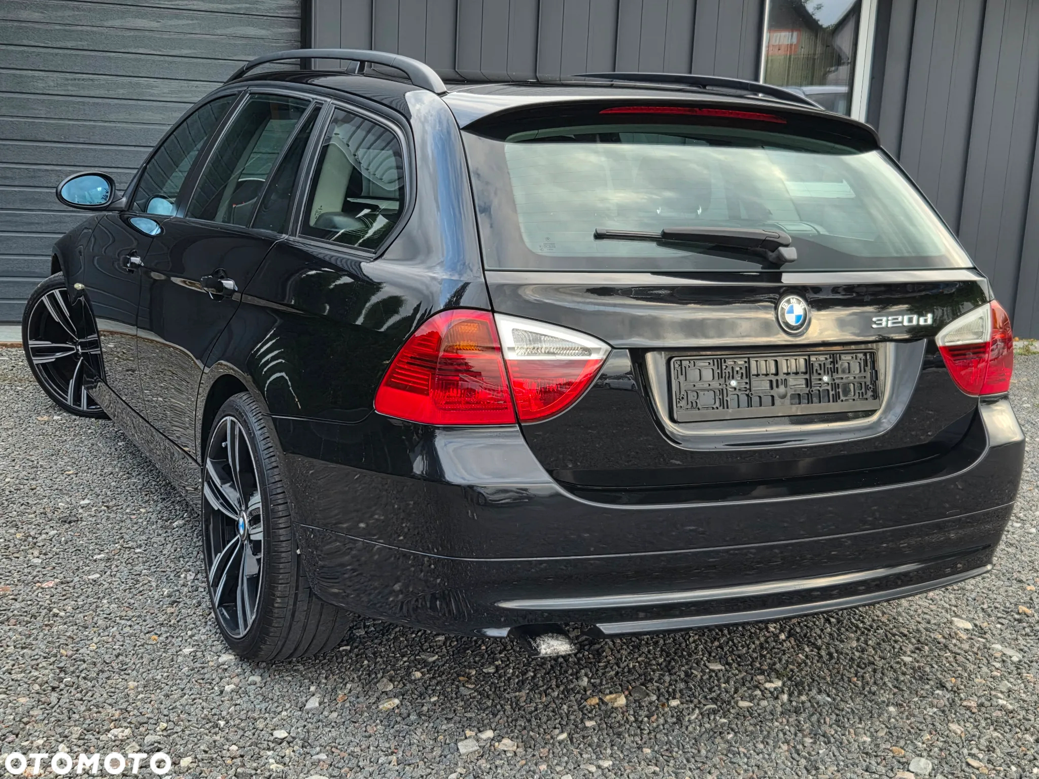 BMW Seria 3 320d - 12