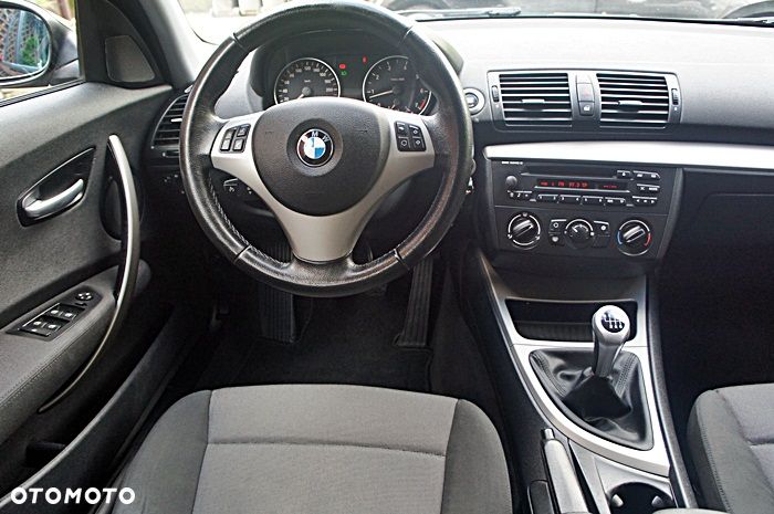 BMW Seria 1 - 18