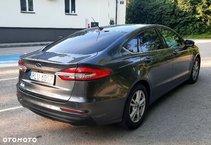 Ford Fusion - 5