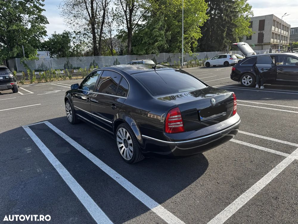 Skoda Superb - 1