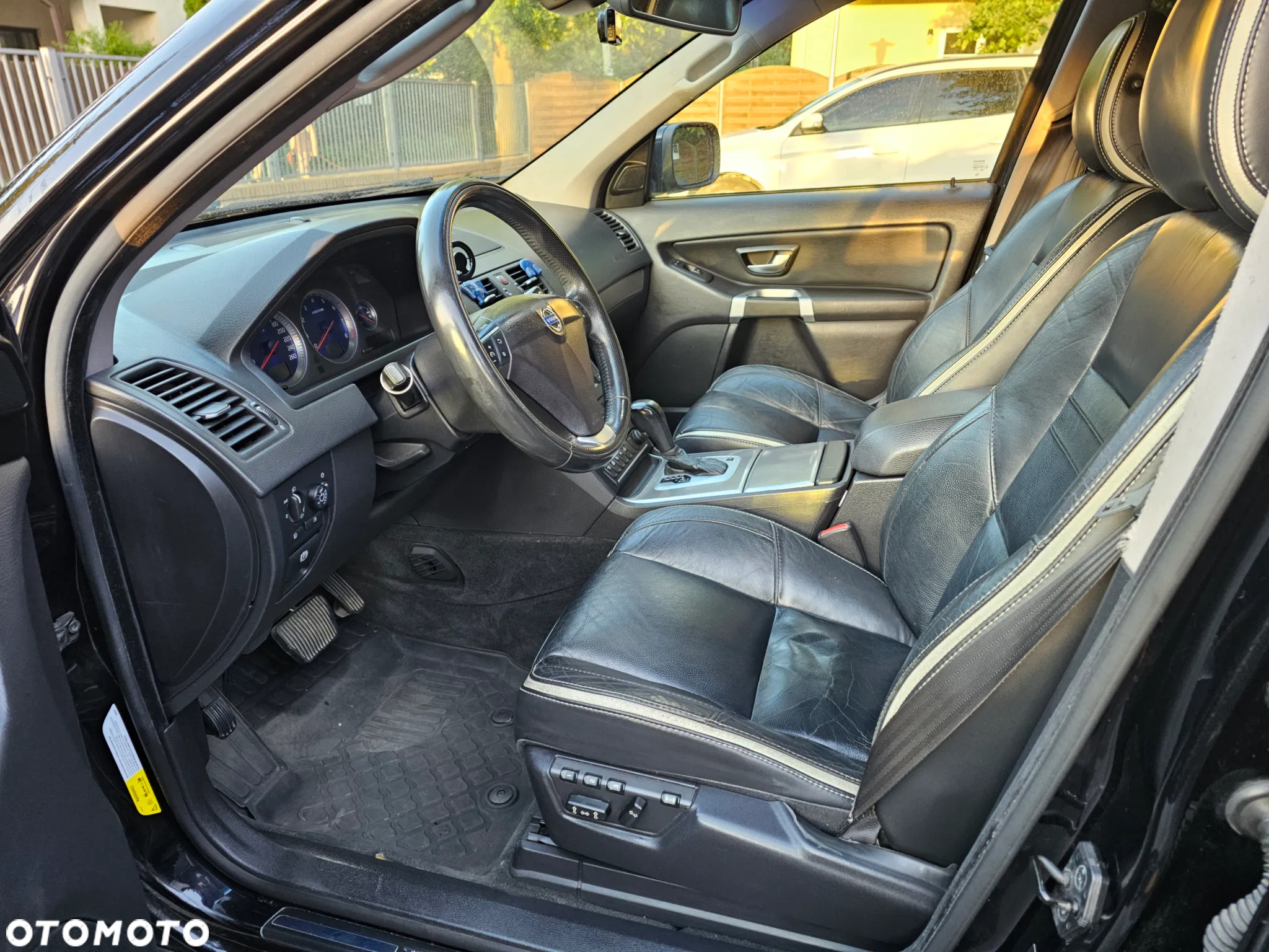 Volvo XC 90 3.2 AWD Sport - 9