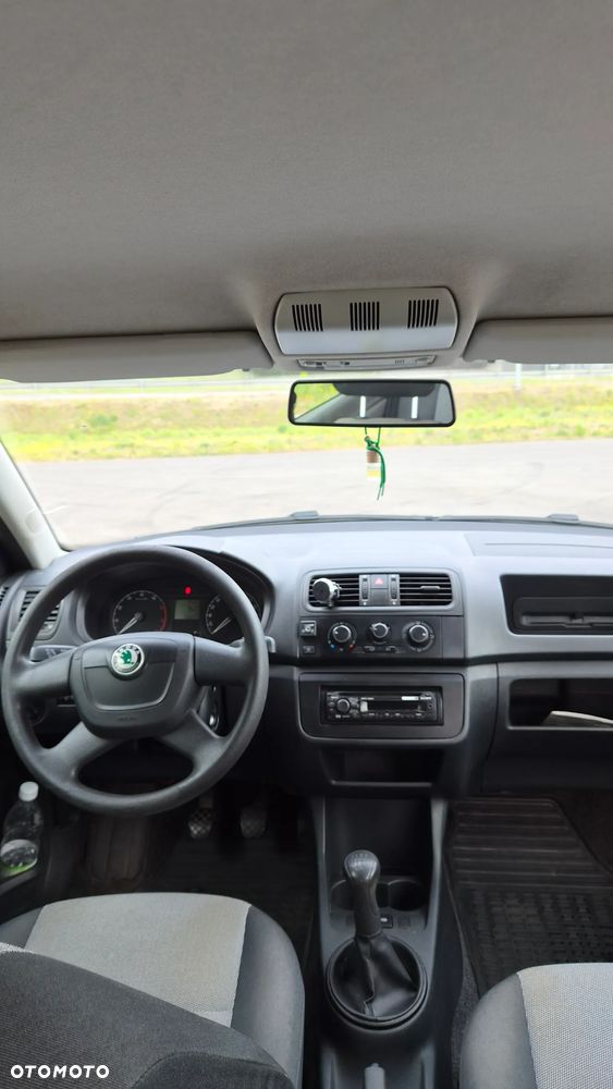 Skoda Fabia - 11