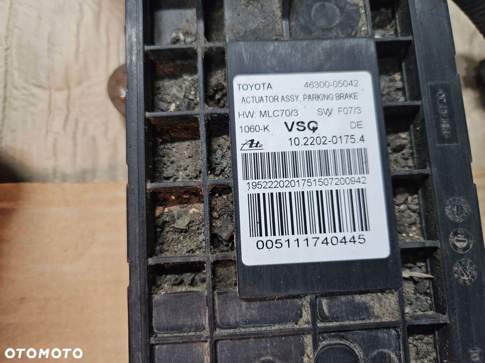 toyota avensis t27 t29 09-18 moduł hamulca ręcznego 46300-05042 - 2