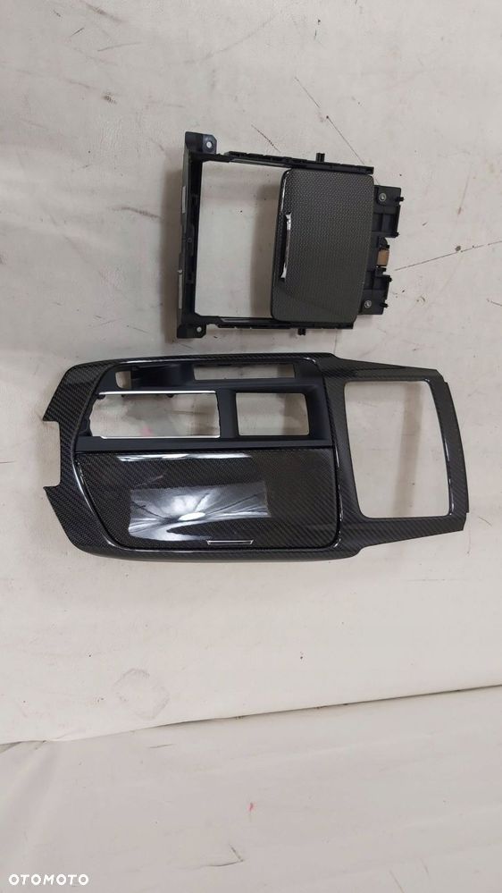 tuner środkowy dekor schowek carbon maserati levante 670161807 - 1