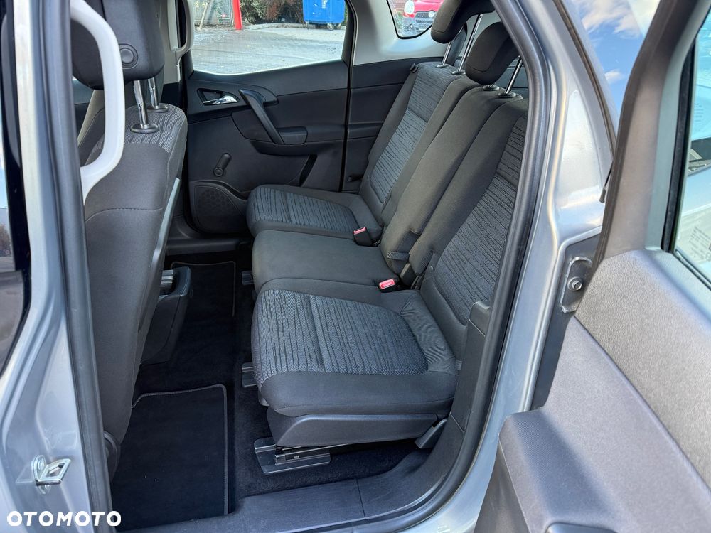Opel Meriva - 31
