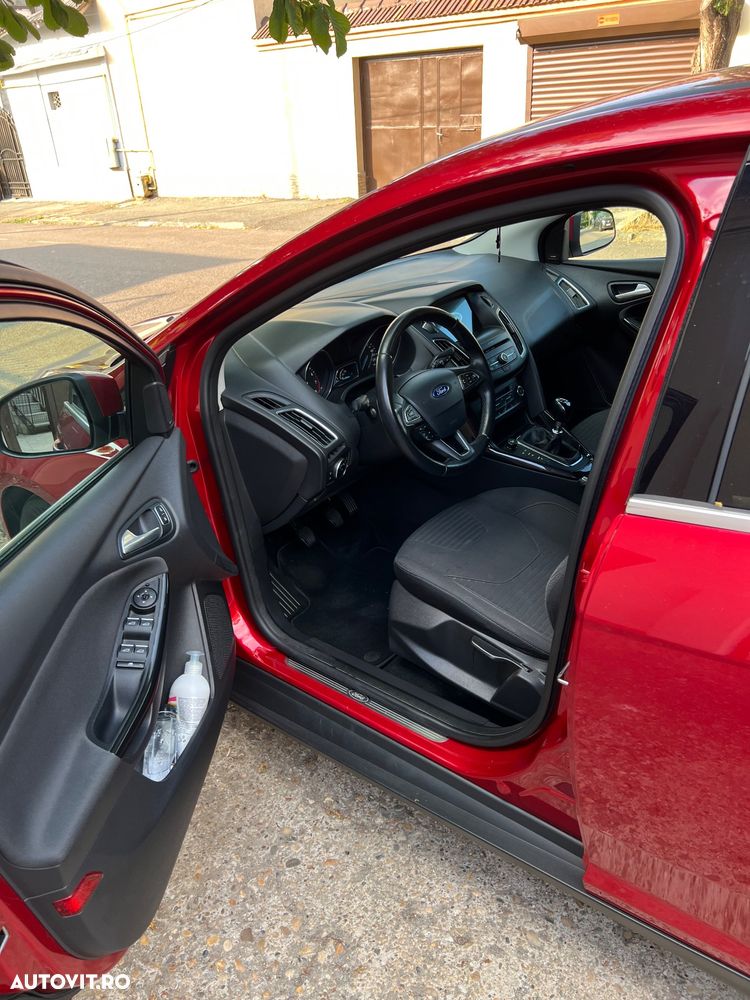 Ford Focus 1.0 EcoBoost Titanium - 7