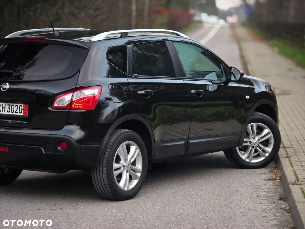 Nissan Qashqai 2.0 4x4 Tekna - 39