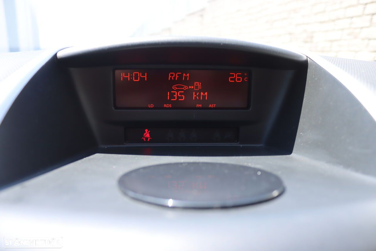 Peugeot 207 1.4 16V Trendy - 14
