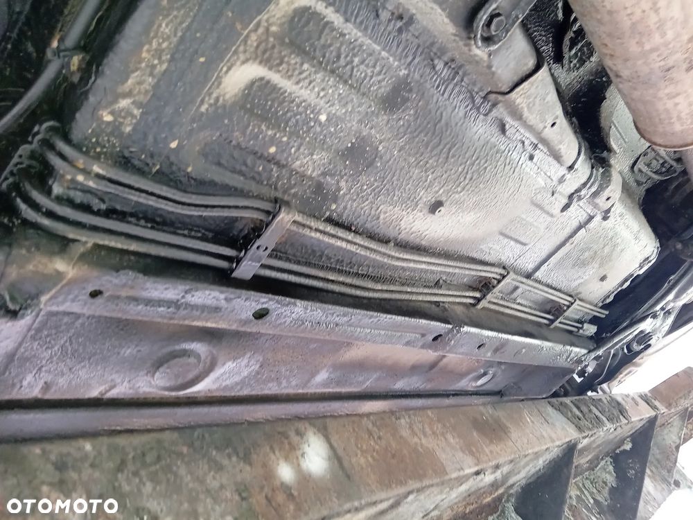 Toyota Yaris 1.3 Terra Plus - 11