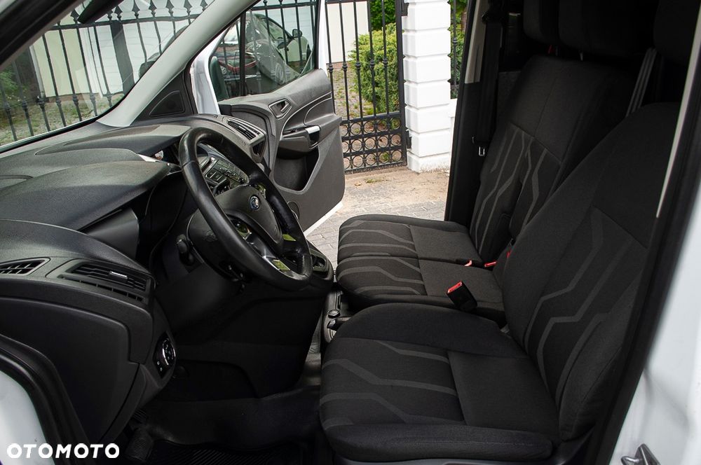 Ford Transit Connect - 33