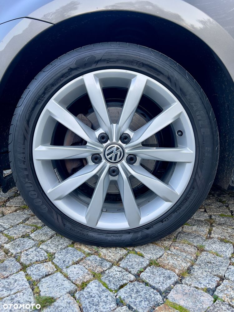 Volkswagen Golf - 19