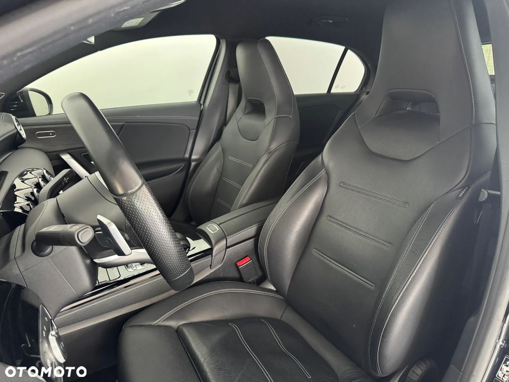 Mercedes-Benz Klasa A 250 4Matic 7G-DCT AMG Line - 18