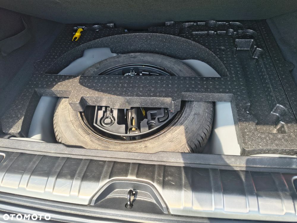 Peugeot 2008 PureTech 130 GPF Stop&Start Crossway - 22