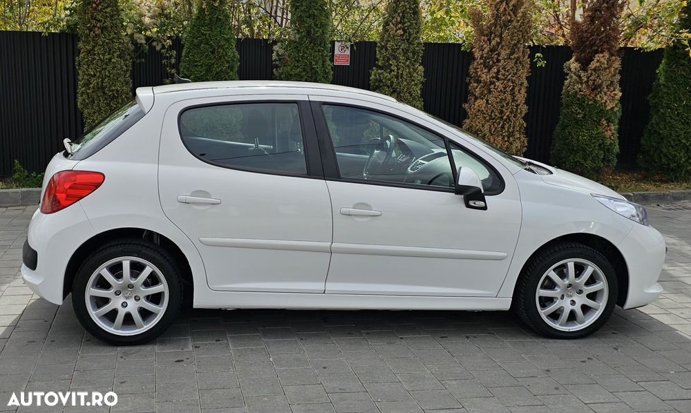 Peugeot 207 - 5