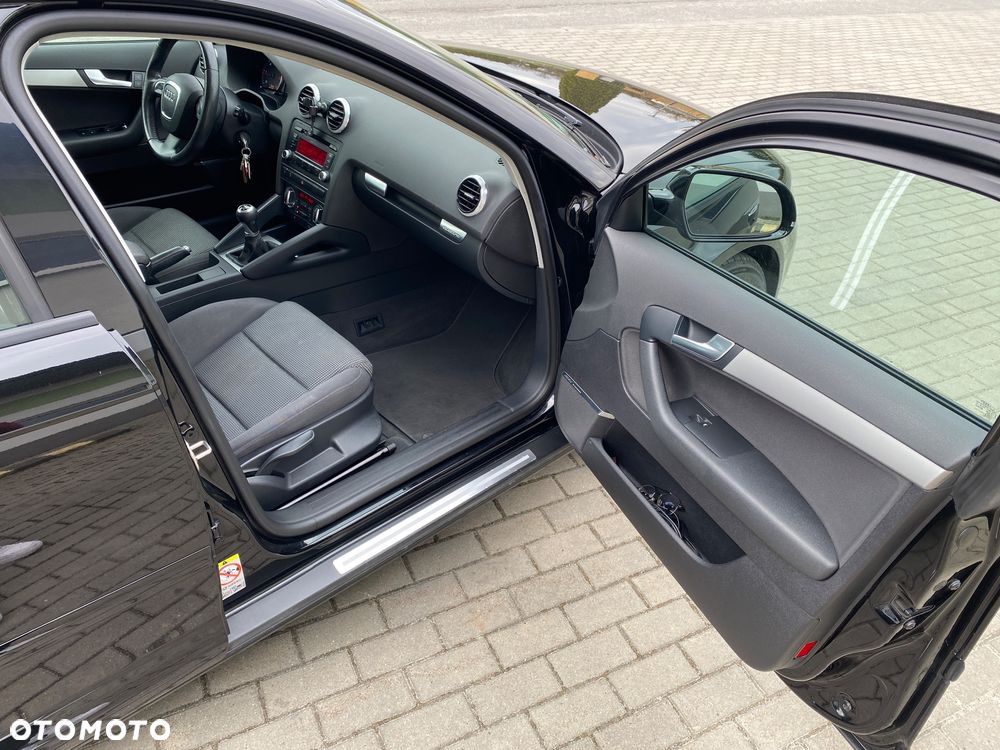 Audi A3 Sportback 2.0 TDI DPF Quattro Ambition - 30