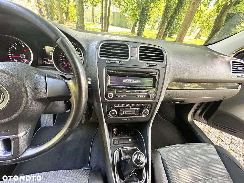 Volkswagen Golf VI 1.6 TDI Comfortline - 11