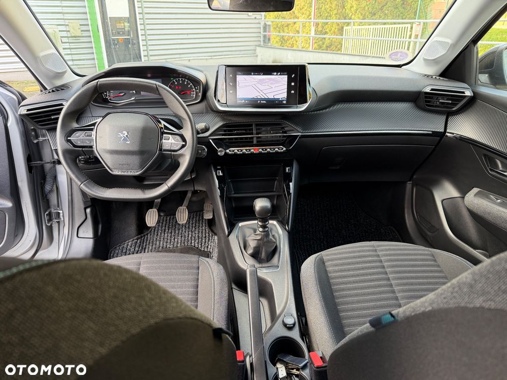Peugeot 208 PureTech 100 Style - 28