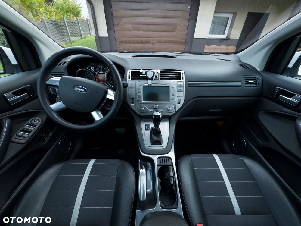 Ford Kuga 2.0 TDCi 4x4 Titanium - 15