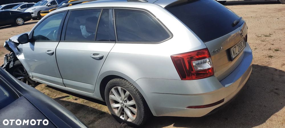 Skoda Octavia 2.0 TDI Ambition - 3