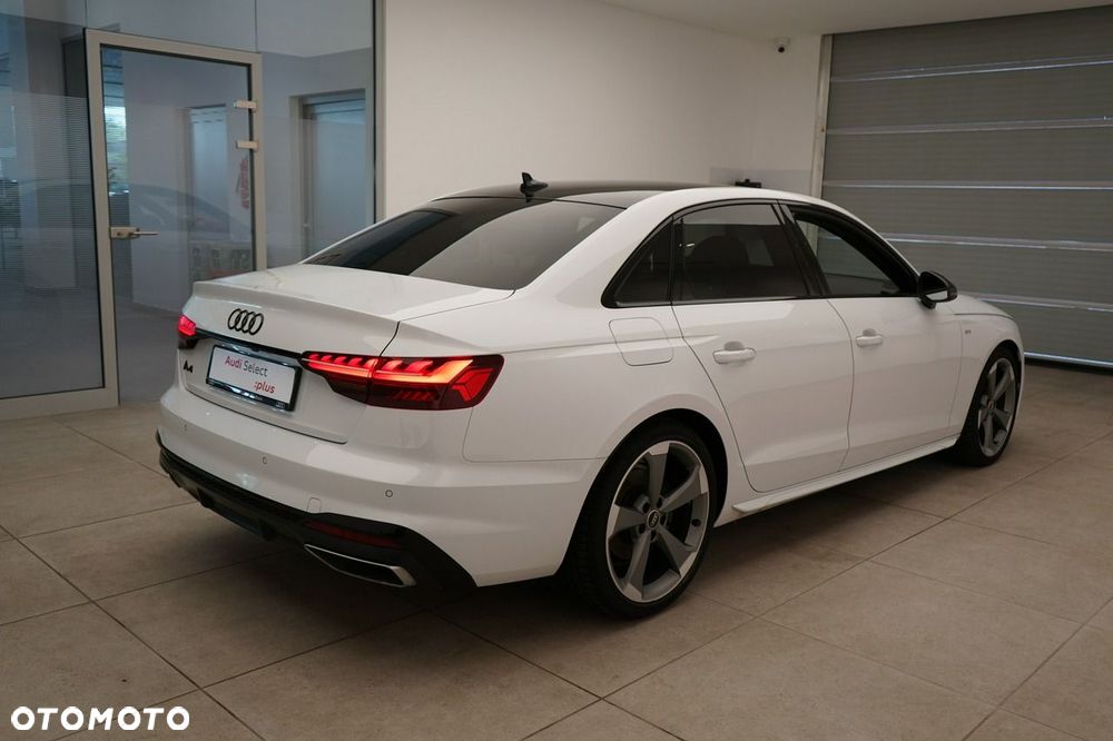 Audi A4 Limousine - 41