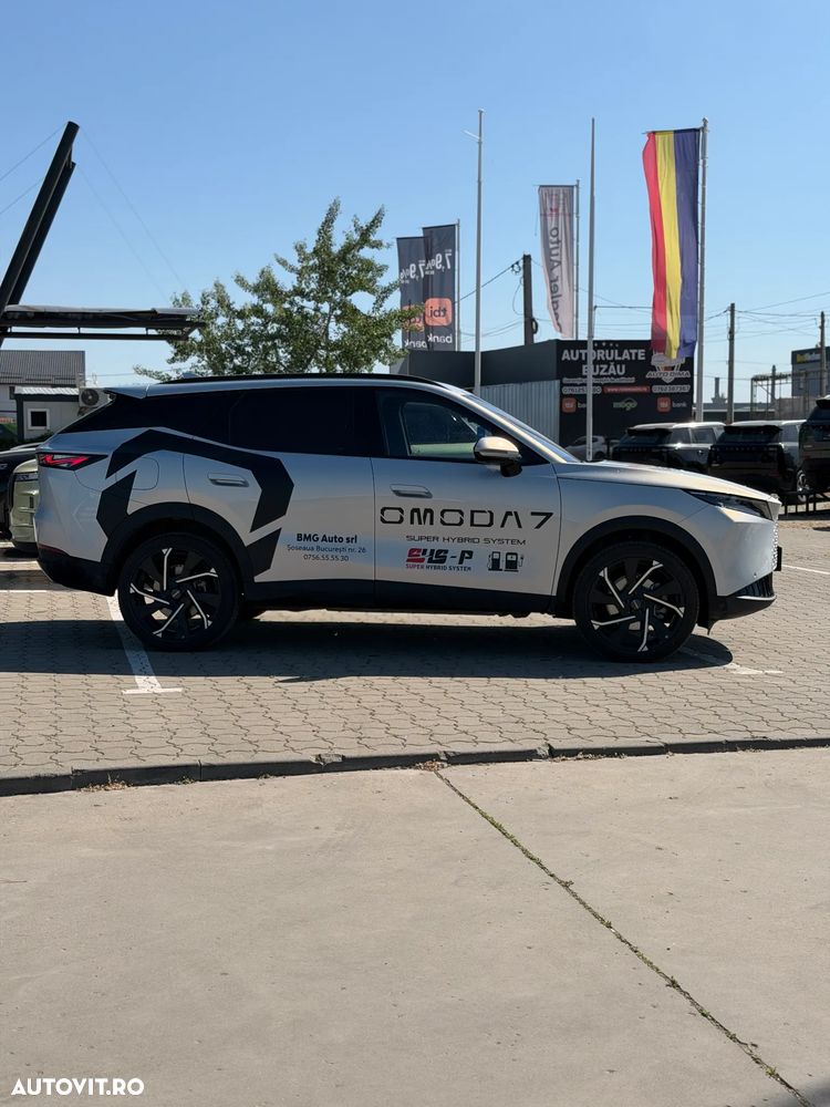 Omoda 7 1.5 TGDI 1DHT PHEV Exclusive - 3