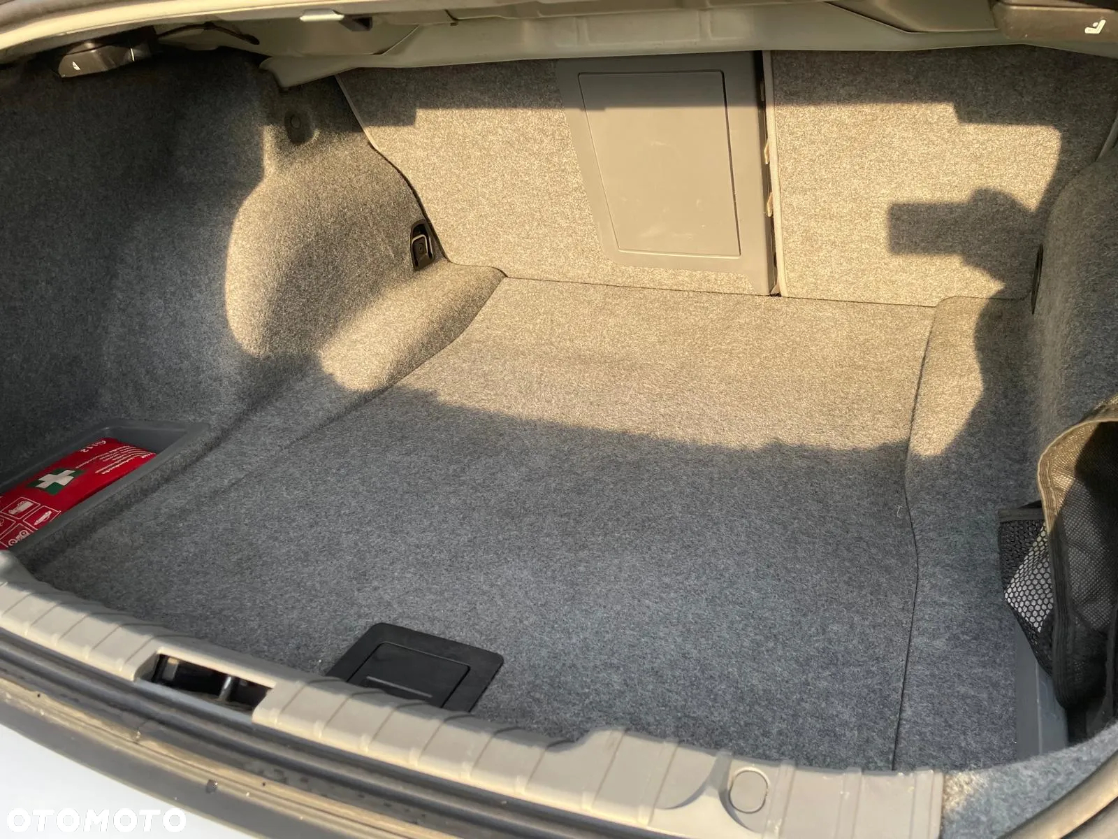 BMW Seria 3 318i - 7