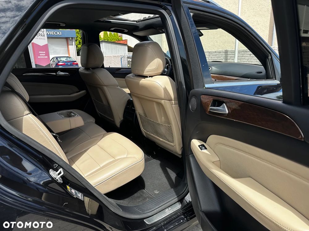 Mercedes-Benz ML - 6