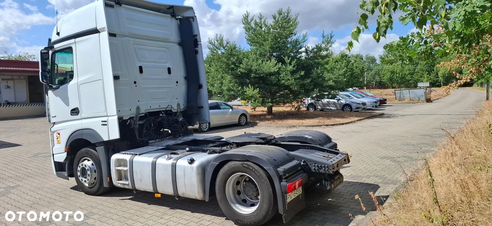 Mercedes-Benz Actros - 2