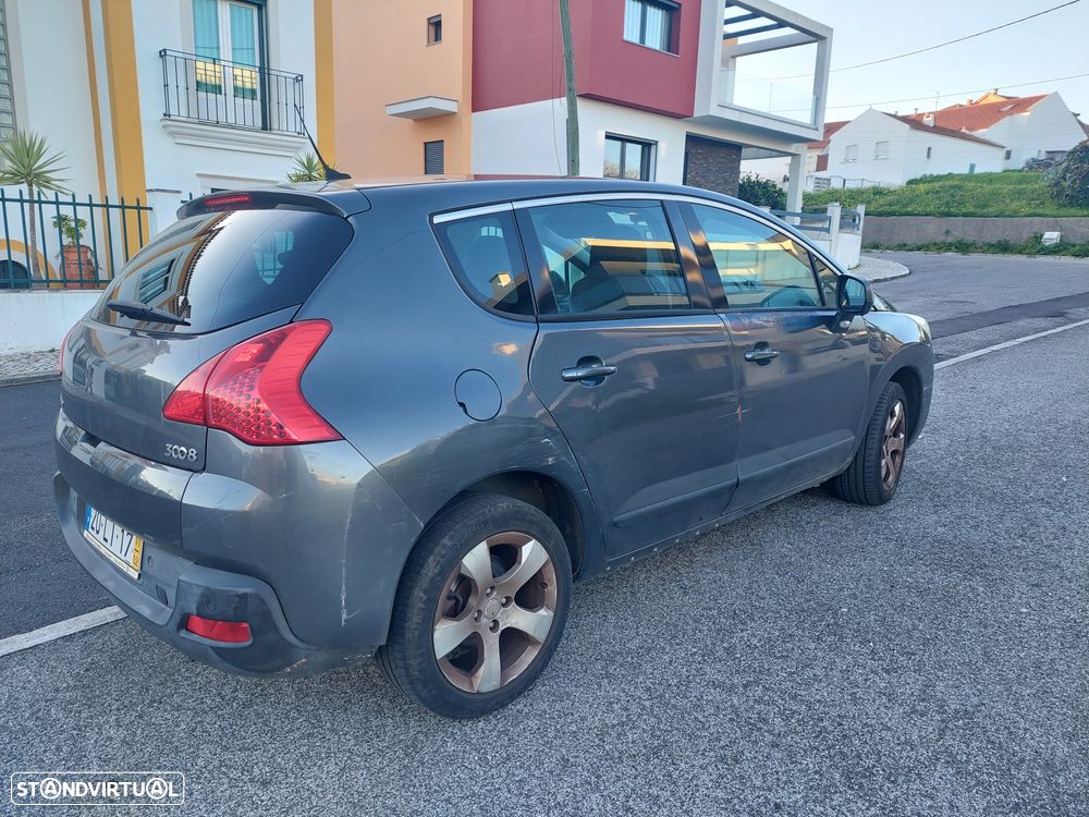 Peugeot 3008 1.6 HDi Executive - 6